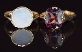Victorian 9ct gold ring set with agate and a 9ct gold ring set with paste, 4.6g, size L