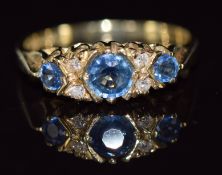A 9ct gold ring set with sapphires and diamonds, 3g, size P