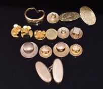 Five 9ct gold studs (4.4g), two 9ct gold cufflinks (4.1g), yellow metal studs (2.2g) and section