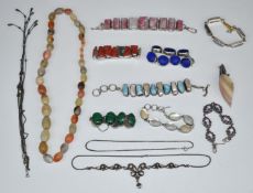 A collection of white metal / silver jewellery including bracelets and necklaces