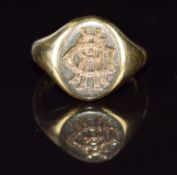 Art Deco 18ct gold signet ring by Goldsmiths & Silversmiths Company, London, 12.5g, size L