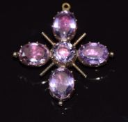 Victorian / Georgian yellow metal brooch set with foiled amethysts, 10.5g, 4cm x 3cm
