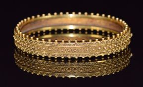 Victorian yellow metal bangle with sphere and filigree decoration, 14.8g, 4.5 x 5.5cm