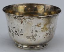 George VI hallmarked silver sugar bowl, Sheffield 1945, maker James Dixon & Sons Ltd, diameter 9.
