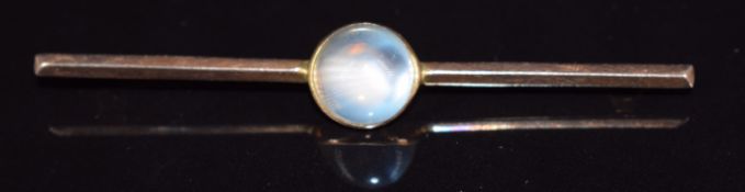 Victorian 9ct gold brooch set with a moonstone cabochon, with clasp in the form of a hand, 3.9g, 6.