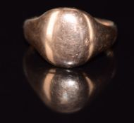 A c1910 9ct rose gold signet ring, 6.6g, size M