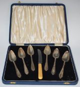 Cased Art Deco hallmarked silver grapefruit set, comprising six spoons and knife, Sheffield