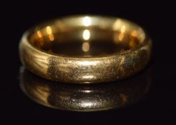 A 22ct gold wedding band / ring, 6.7g, size H