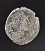 Roman Republic 101BC AR Denarius Lucilius T helmeted head of Roma Rt with laurel leaf, Reverse