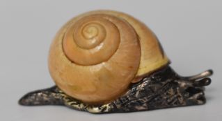 Novelty white metal snail with applied shell, length 3cm
