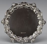 Elizabeth II hallmarked silver tray with shaped edge, Sheffield 1973, makers mark MT, diameter 19.