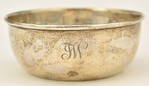 George V hallmarked silver sugar bowl, Birmingham 1921, maker's mark rubbed, diameter 10.5cm, weight