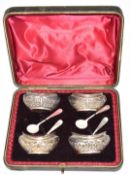 Victorian cased set of four hallmarked silver open salts with spoons, Birmingham 1896, maker Kemp