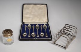 Elkington Elizabeth II hallmarked silver seven bar toast rack, Birmingham 1961, length 12cm, cased