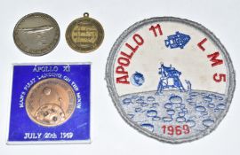 Apollo 11 LM5 1969 mission patch, diameter 10cm, medallion relating to the mission, B2 stealth