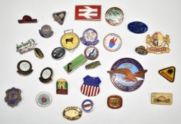 Vintage railway and aircraft interest enamel and other badges including Transport and General
