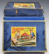 Five Bayko building sets comprising two 2, two 3 and one 4.