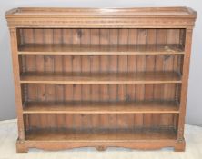 19th or early 20thC oak bookcase with sawtooth adjustable shelves, W141 x D28 x H117cm