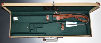 Guardian Heritage canvas and leather bound shotgun carry case with felt lined fitted interior, 90