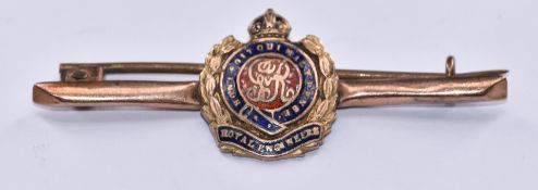 Royal Engineers 9ct gold and enamel pin badge / brooch, 4.5cm