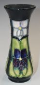 Moorcroft signed pedestal vase with abstract flower design, dated 94, H13.5cm