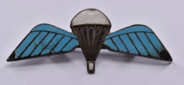 Silver and enamel parachute wings pin tack brooch / badge, 4.5cm