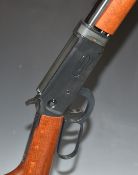 Walther Winchester style lever-action .177 Co2 air rifle with five 8 shot rotary magazines,