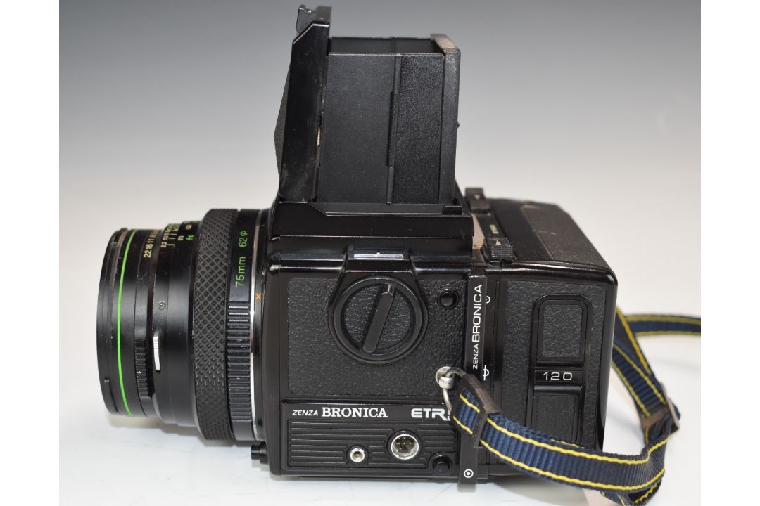 Zena Bronica medium format camera, with 120 film back, waist level finder and 1:2.8 75mm lens - Image 4 of 7