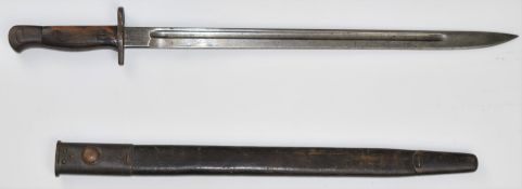 British WW1 1907 bayonet with wooden grips, clear stamps to ricasso, 43cm fullered blade and