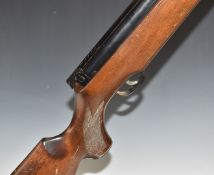 Webley Patriot .25 FAC air rifle with chequered semi-pistol grip, raised cheek piece to the stock,