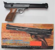Daisy Power Line Model 717 .177 target air pistol with shaped and chequered grips and adjustable