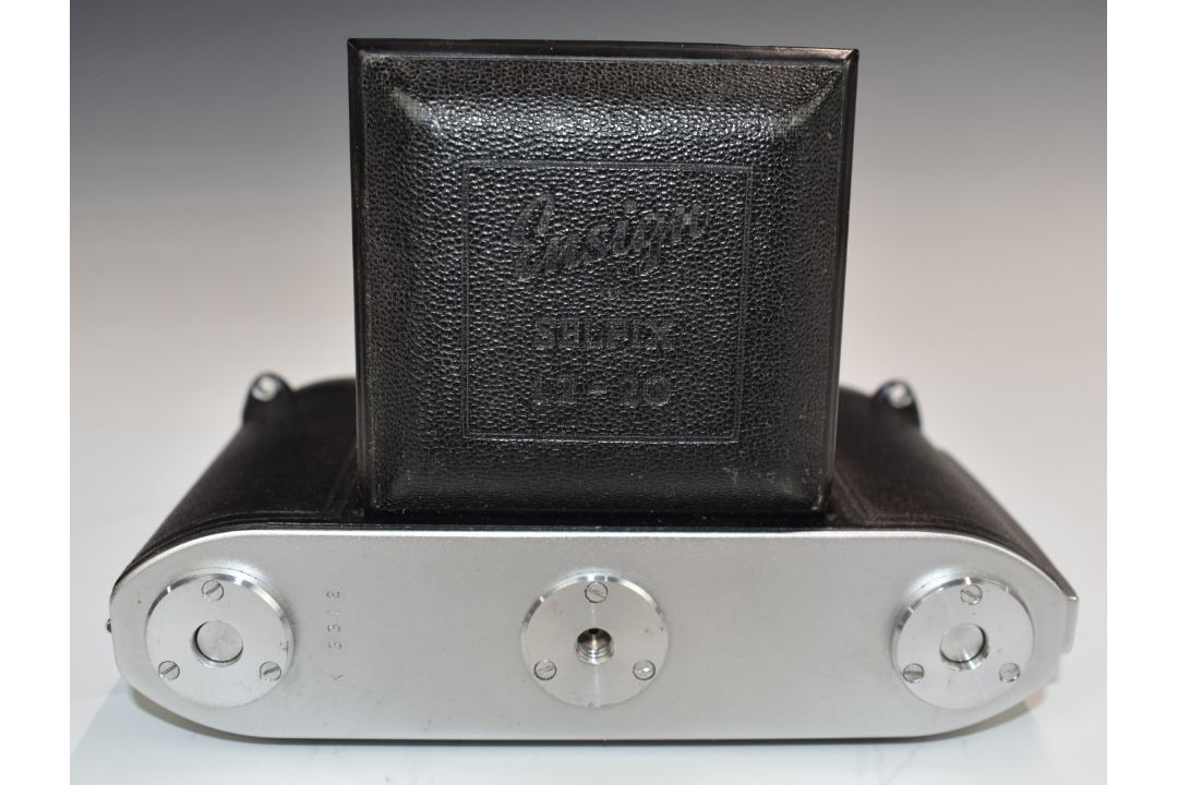 Ross Ensign Selfix 12-20 folding camera fitted with Xpres 75mm f3.5 lens, in original leather case - Image 7 of 7