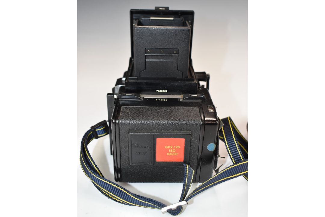 Zena Bronica medium format camera, with 120 film back, waist level finder and 1:2.8 75mm lens - Image 5 of 7