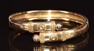 Victorian Etruscan Revival bangle, 10.6g