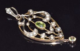 Edwardian 9ct gold pendant set with peridot and seed pearls, 3.4g, 4.5cm