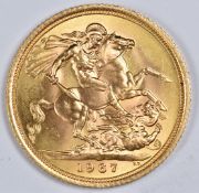 1967 QEII first head gold full sovereign