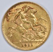 1911 George V gold half sovereign