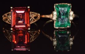 Two 9ct gold rings set with paste and topaz, 6.7g, size N