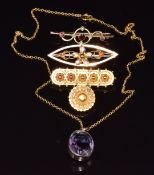 A 15ct gold brooch (Chester 1889, 2.7g), 9ct gold brooch (Chester 1920, 1.2g), 9ct gold brooch (2g),