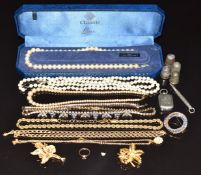 A collection of costume jewellery including Monet bracelet, Exquisite brooch, faux pearls, etc