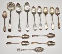Georgian hallmarked silver cutlery to include sifter spoon, London 1786, maker George Smith (