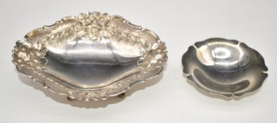 Silver dish with floral decoration, marked 925, together with a Chilean silver dish marked 900,