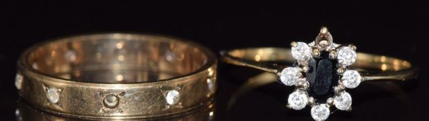 Two 9ct gold rings, 3.4g