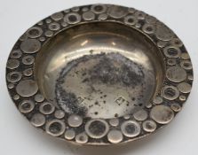 Retro Elizabeth II feature hallmarked silver pin dish with Devlin inspired border, Birmingham