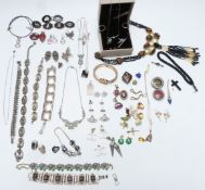 A collection of jewellery including silver bracelet, Jewelcraft necklace and bracelet, silver