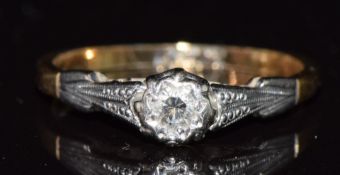 An 18ct gold ring set with a diamond in platinum setting, 2.1g, size I/J