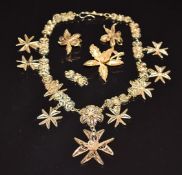 Silver gilt filigree jewellery comprising necklace, earrings and brooch
