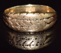 Victorian 18ct gold keeper ring, 3g, size O, in original box