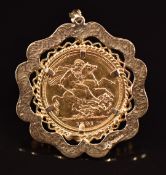 Queen Victoria 1891 gold full sovereign with Melbourne mint mark, in 9ct gold pendant mount, 13.4g