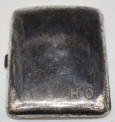 Edward VII hallmarked silver cigarette case with twin spring loaded bars to interior, Birmingham